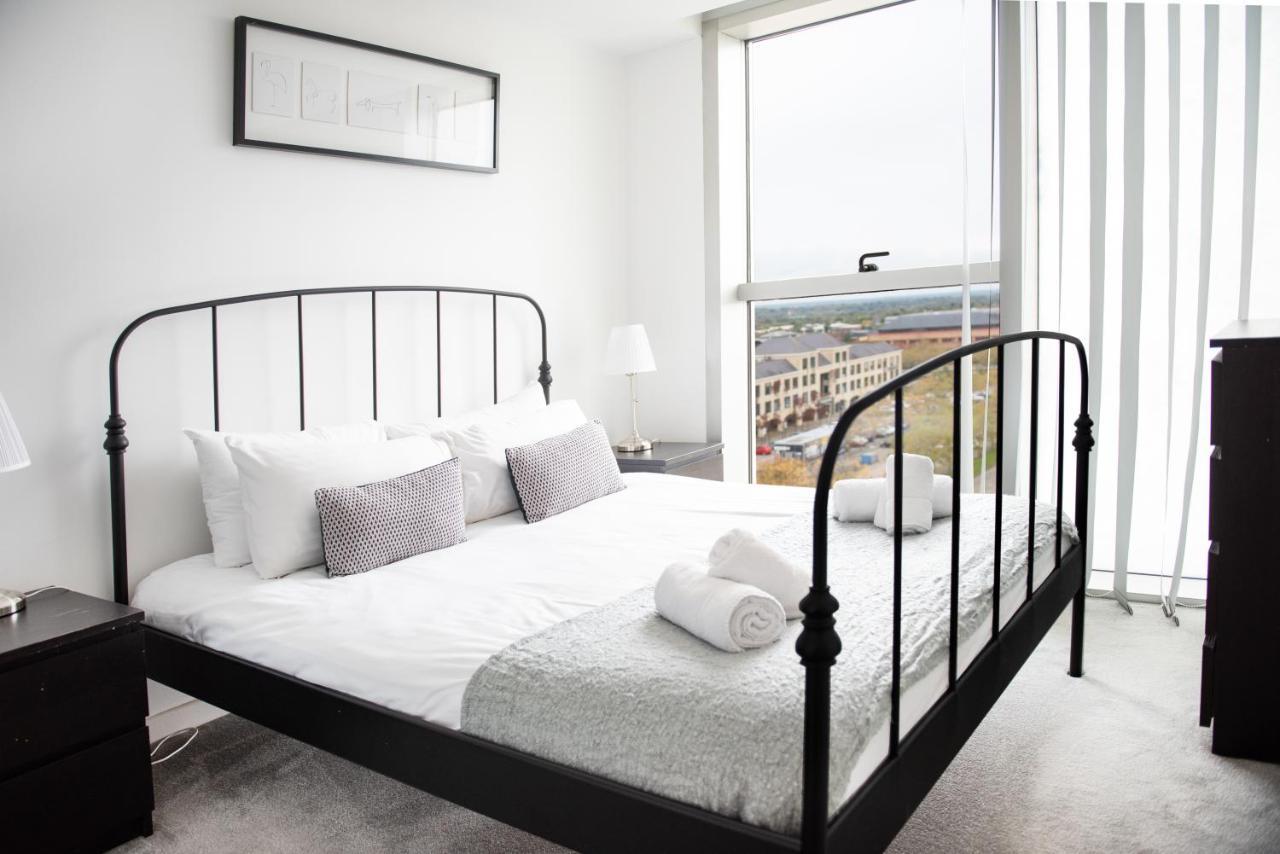 City Stay Apartments - Hub Милтон-Кейнс Экстерьер фото